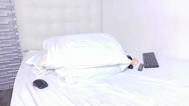 nympho_bff's Live XXX Chat