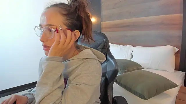 sophia_martinezz_'s Live XXX Chat