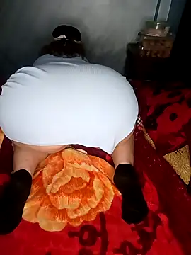 Chatroom XXX en direct de Lamia_Queen_