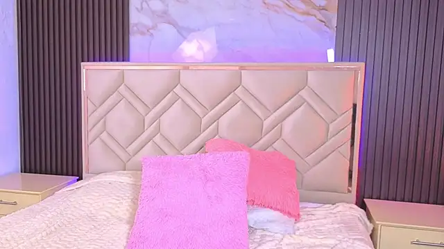 MiaaFarrel's Live XXX Chat