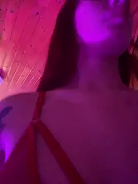 Im_scarlett18's Live XXX Chat