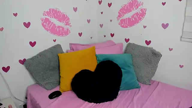 Chatroom XXX en direct de MiaAylen_