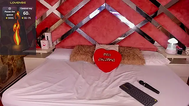 Lily_Queen30のライブXXXチャット