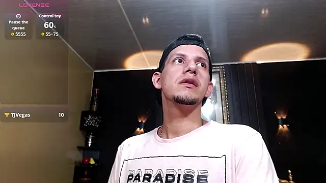 Chat XXX ao vivo de Sebastian_Smith__