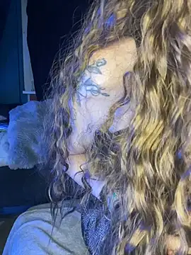 MelissaSchneider Adlı Modelin Canlı XXX Sohbeti