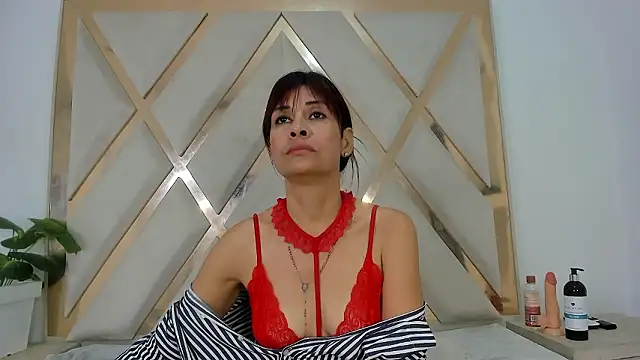 SelenaasmのライブXXXチャット