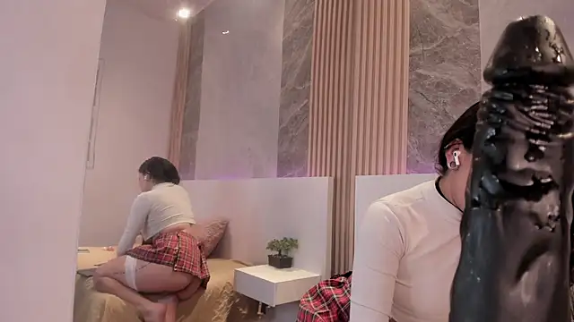 PamelaRed_ Chat XXX live