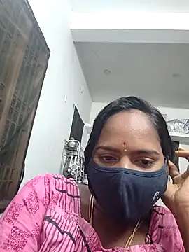 Tamil_Hot_Divya 即時 XXX 聊天