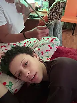 jojosbizarrelyf's Live XXX Chat