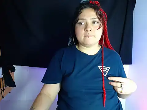 EmmieRae- Webcam-Show