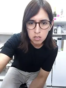 Chat XXX ao vivo de Eide-26