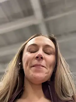 Chat XXX en directo de lunagirl13