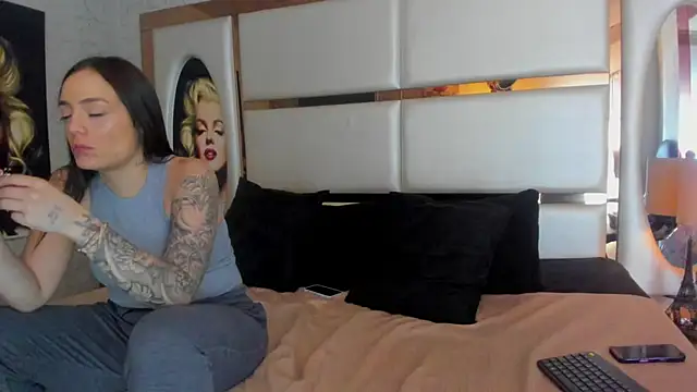 celestestars' Live XXX Chat