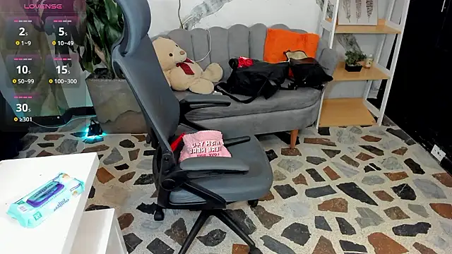 CelesteBrucee's Live XXX Chat