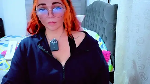 Alexatexa2929 Adlı Modelin Canlı XXX Sohbeti