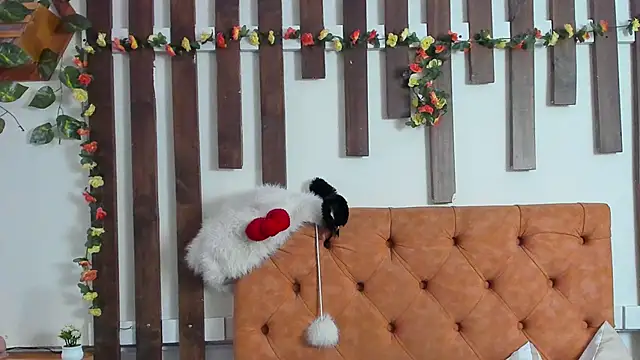 MeowMota_'s Live XXX Chat