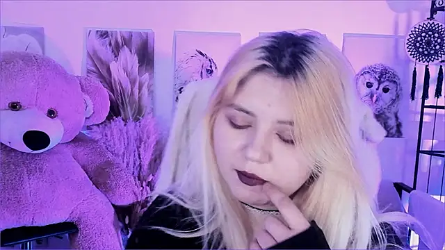 DiaAngell: απευθείας συνομιλία ΧΧΧ