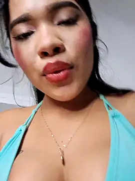 Chatroom XXX en direct de Jenifer_em