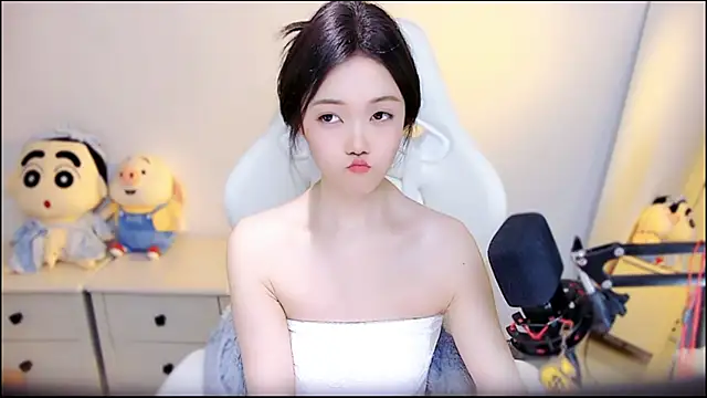 Cindy-dd élő XXX-chatje