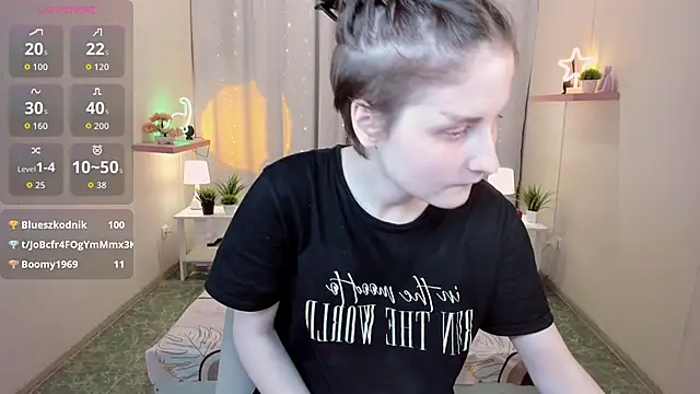 Chatroom XXX en direct de KiraDuvall