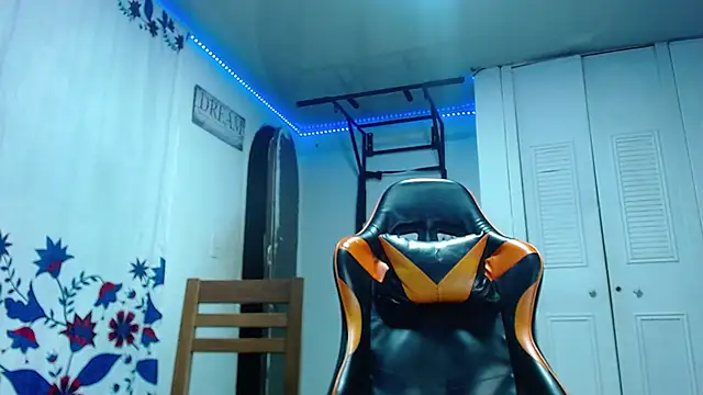 Adam_Hudsond 在線直播表演