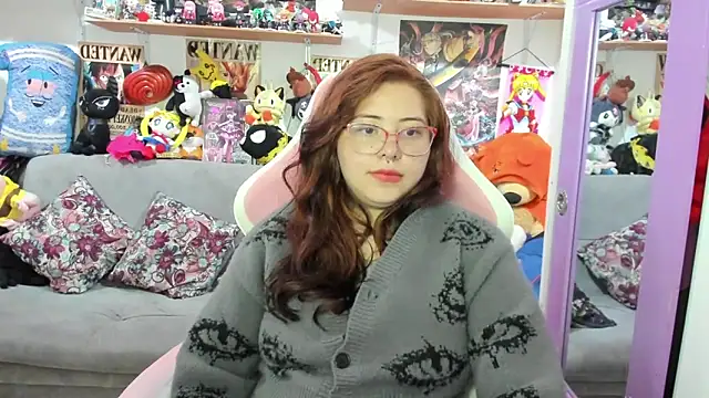 Онлайн чат XXX soficammy