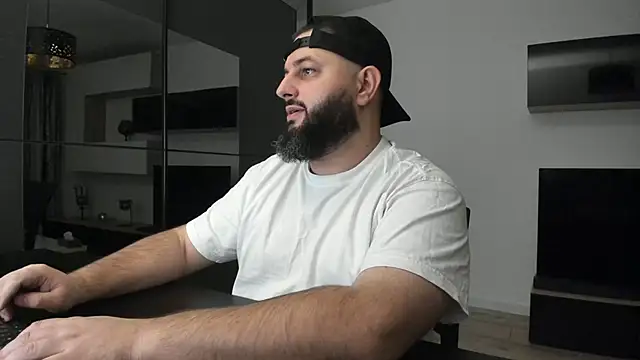 DravenPeak live XXX chat