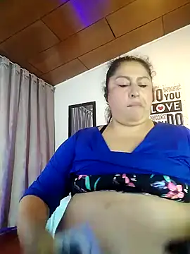 Keyla01_ Adlı Modelin Canlı XXX Sohbeti