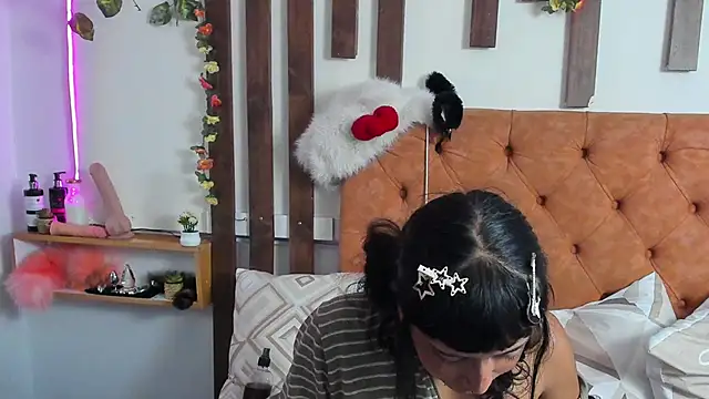 MeowMota_ live XXX chat