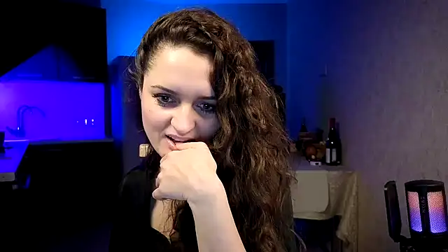 دردشة Cerann1 الجنسية المباشرة