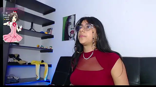 XXX chat uživo modela Laramucci