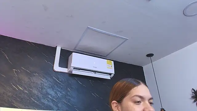 Онлайн чат XXX kissme_luna