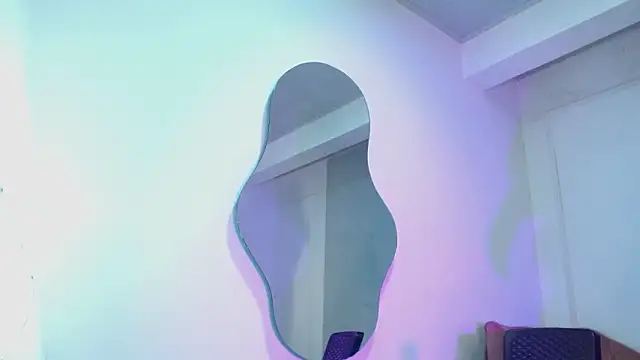 KendraStonee élő XXX-chatje