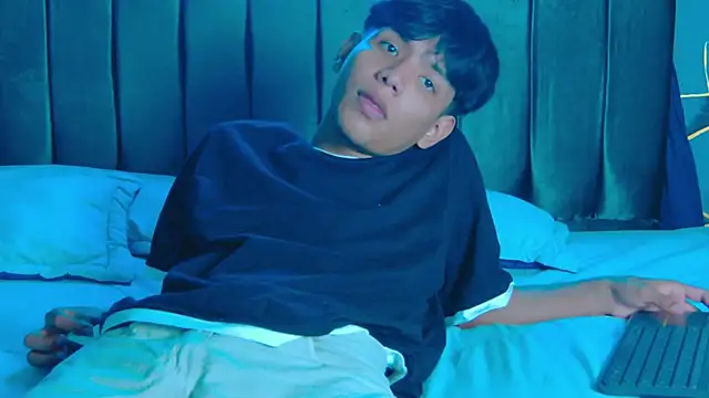 Chat +18 de Liam_Sinclair ao vivo