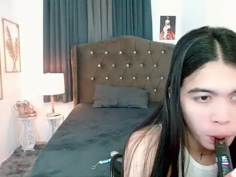 hollyyumiloove Pertunjukan Webcam