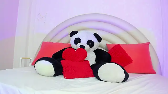 VioletteRoselle 即時 XXX 聊天