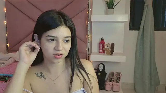 eva_sin18's Live XXX Chat