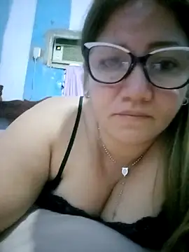 Chat +18 de Carlotaazul ao vivo