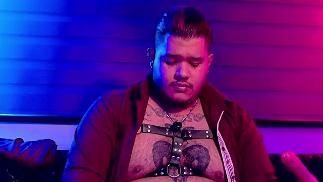 VittorioMontessori's Live XXX Chat