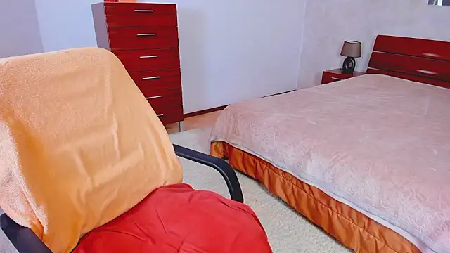 Pantyhose_Mila's Webcam Show