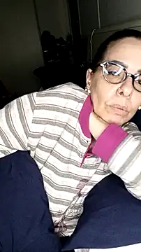 Chat XXX en directo de Ginevra_75