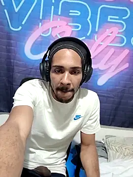 دردشة Mikaaa97 الجنسية المباشرة