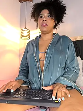 EmmilyBrant Live XXX Chat