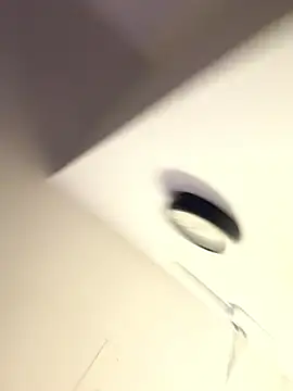 Your_Paris' Live XXX Chat