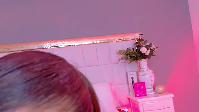 KateVenegas Adlı Modelin Canlı XXX Sohbeti