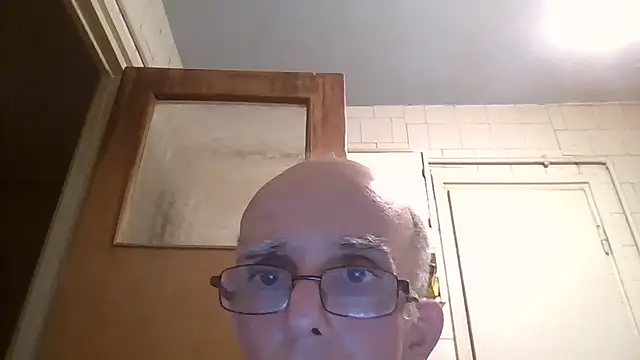 mariusica1@xh's Live XXX Chat