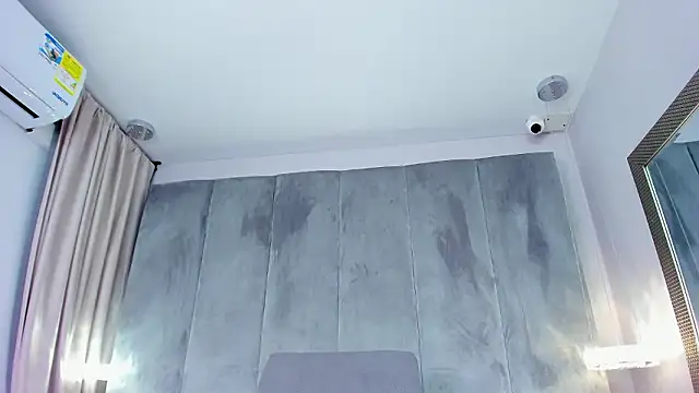 tifanyhills_'s Live XXX Chat