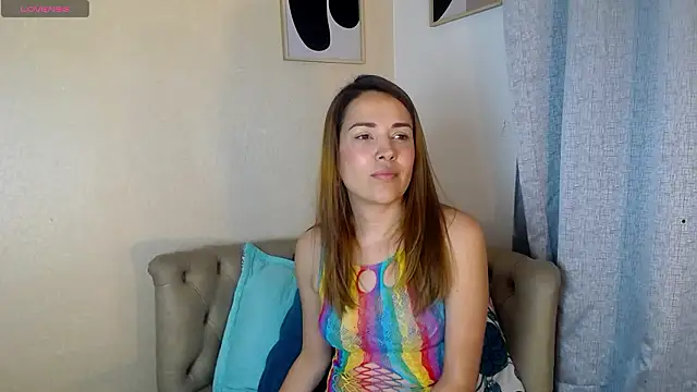 camilawm19's Live XXX Chat