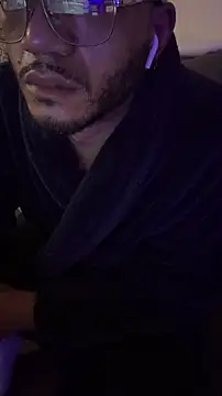 KY_Sir35's Live XXX Chat