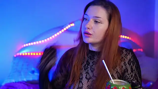 LisaElfy's Live XXX Chat